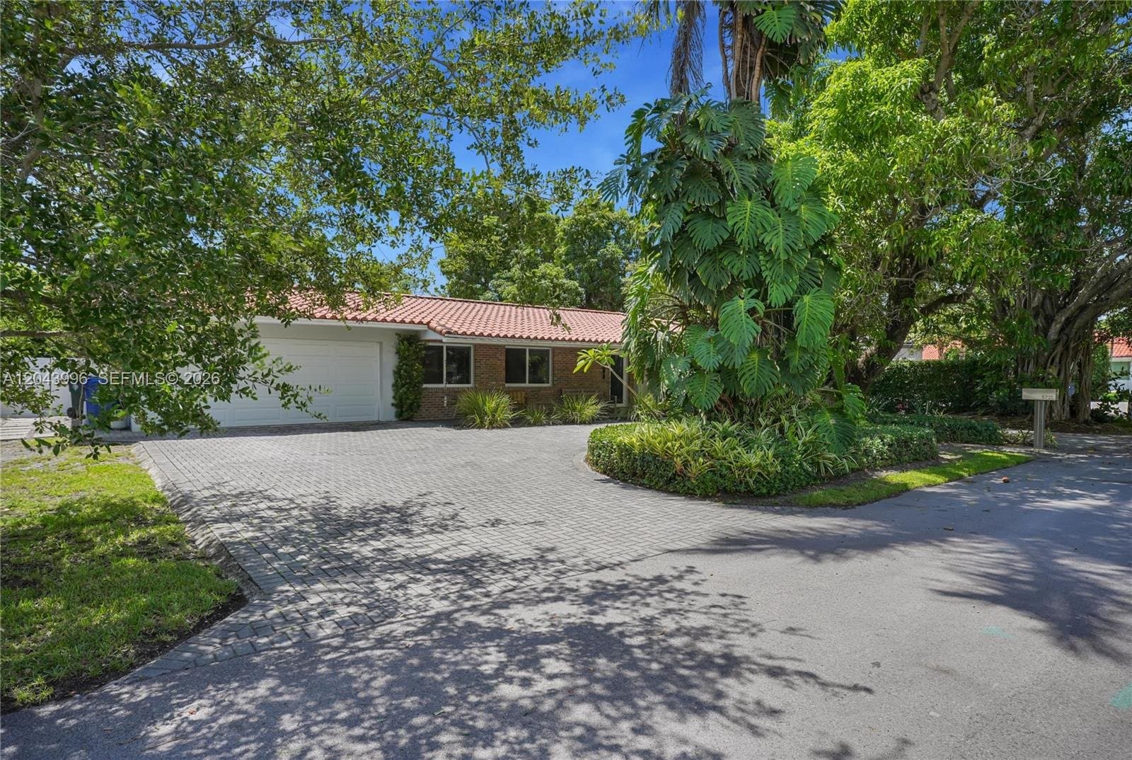 South Miami House: 5721 SW 59th Ct