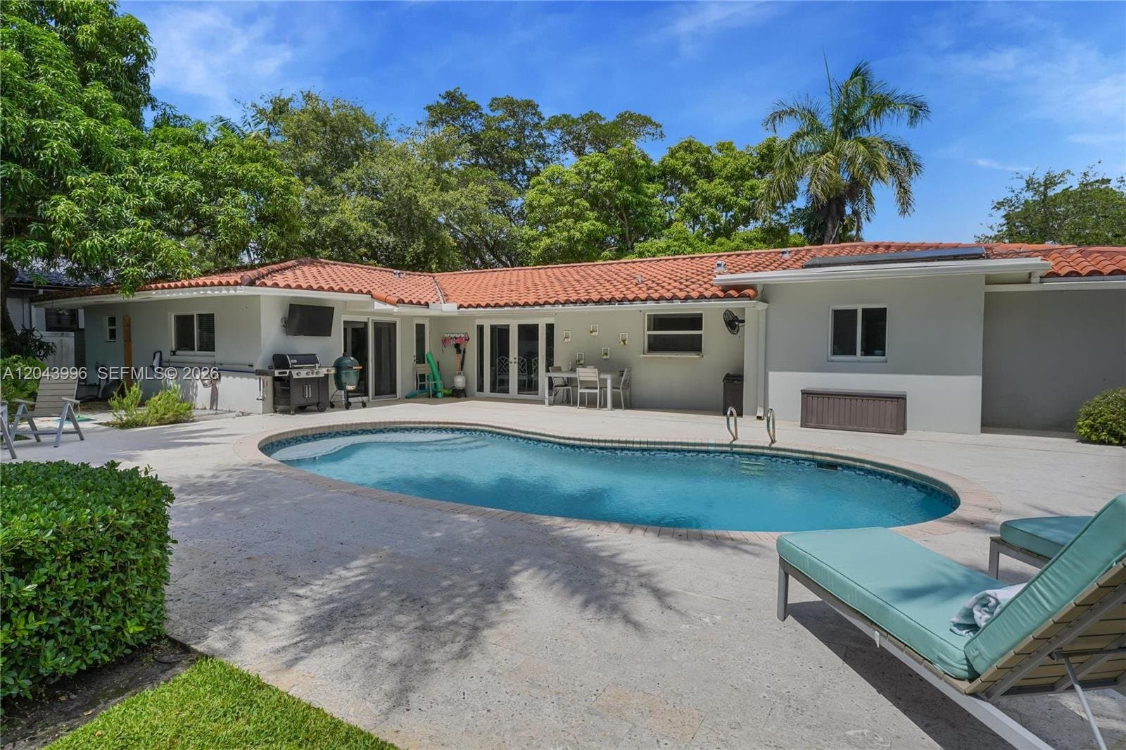 South Miami House: 5721 SW 59th Ct