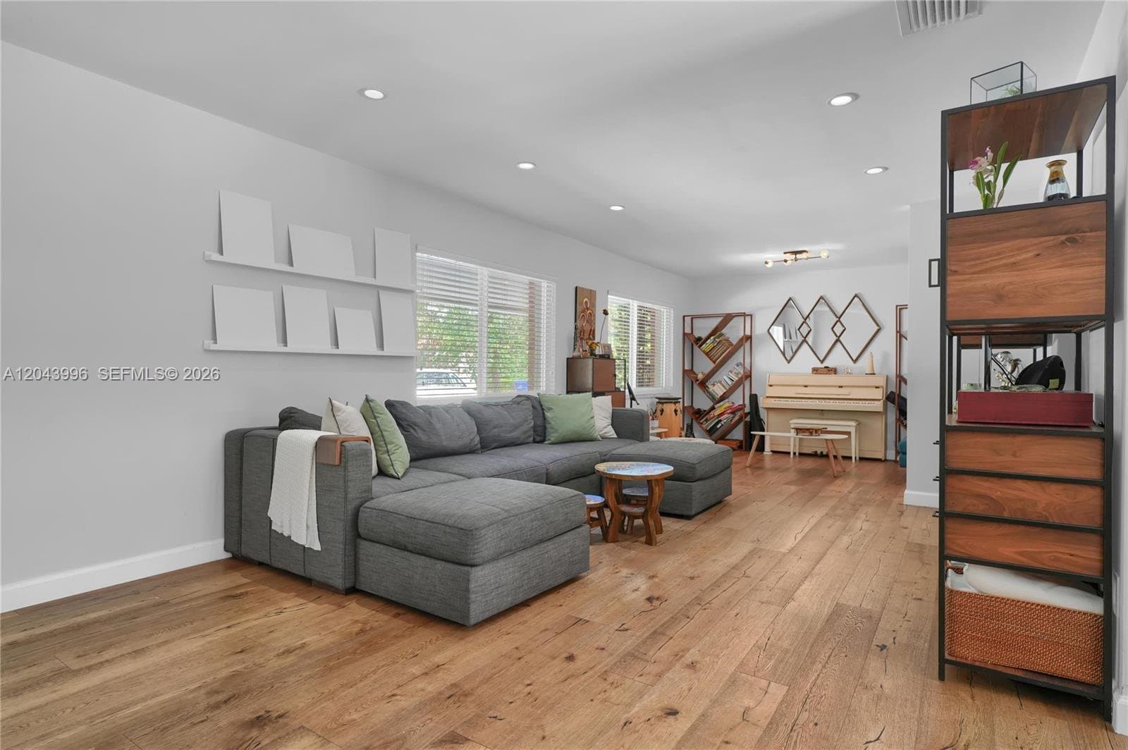 South Miami House: 5721 SW 59th Ct
