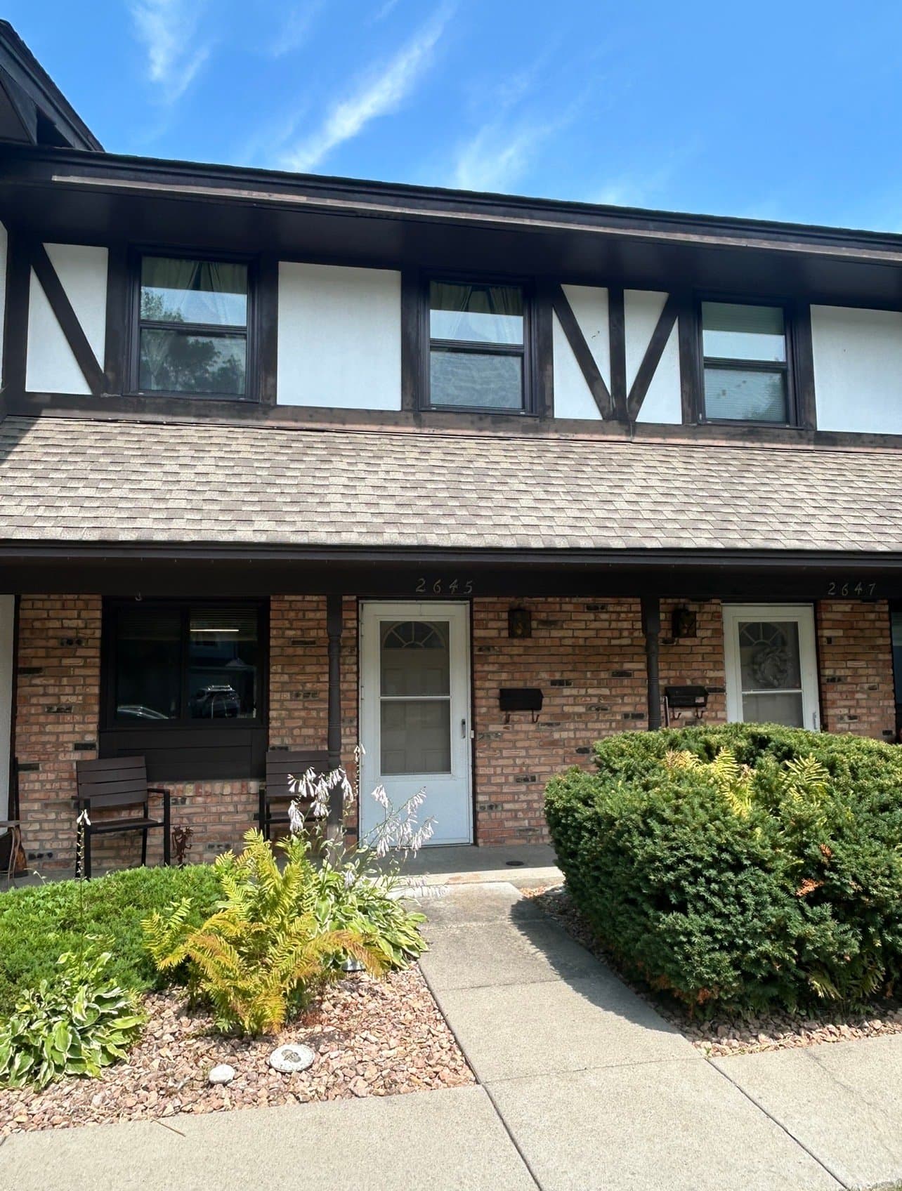 St Louis Park Townhome: 2645 Alabama Ave S