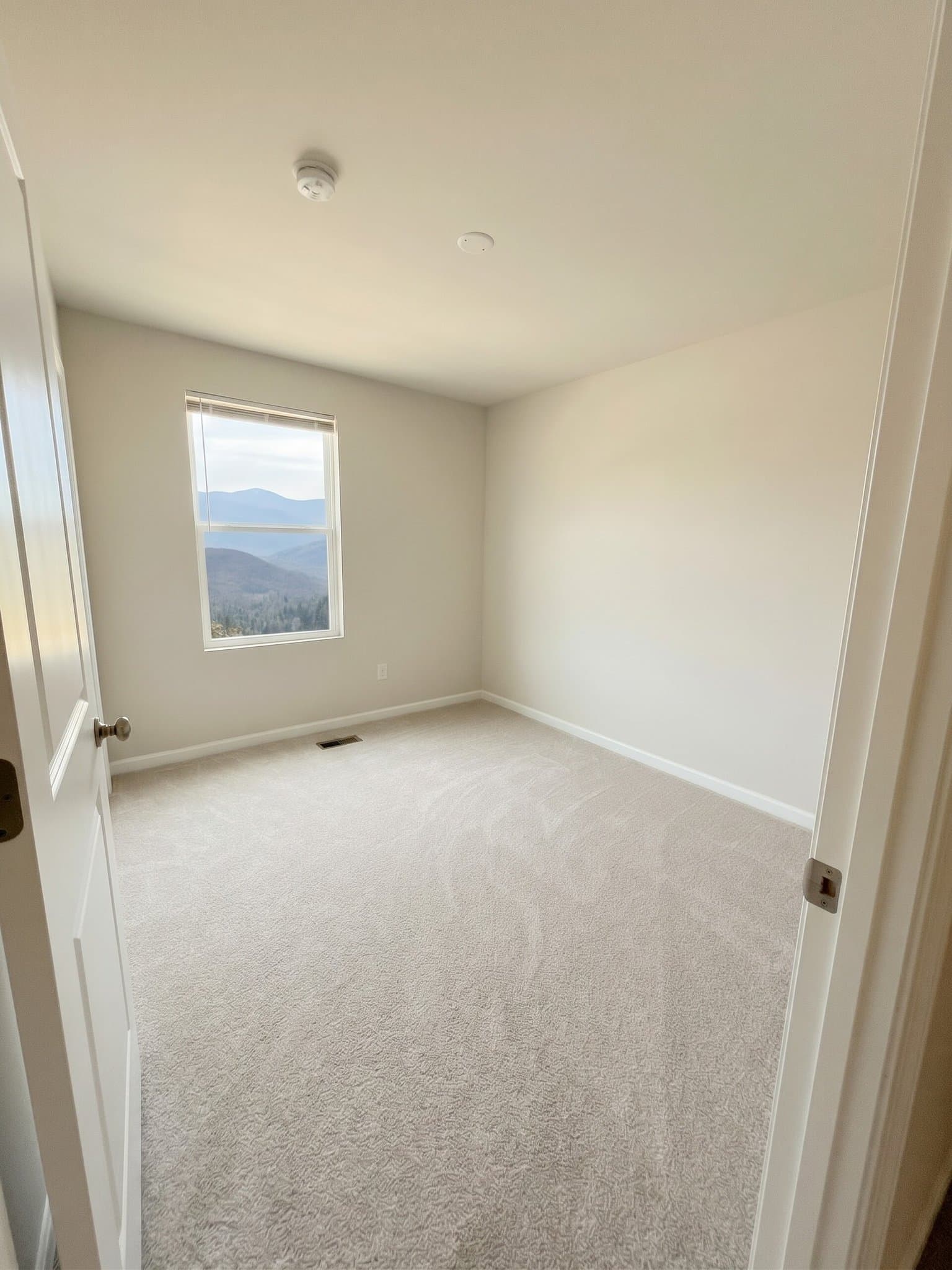 Ranson Townhome: 31 Democracy Mews