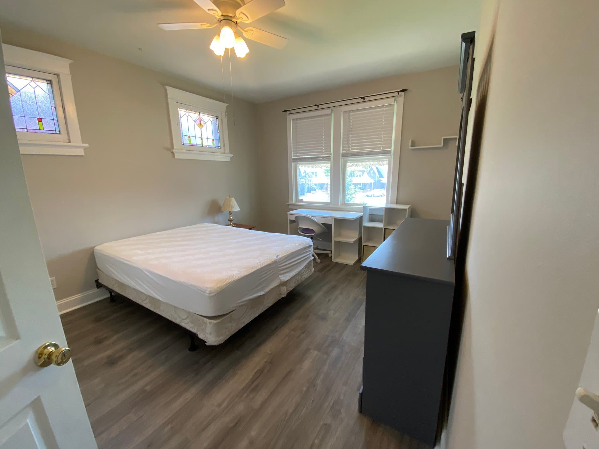 Saint Louis Single Room: 6009 Odell Street