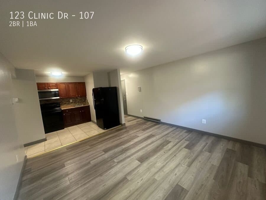 New Britain Apartment: 123 Clinic Dr