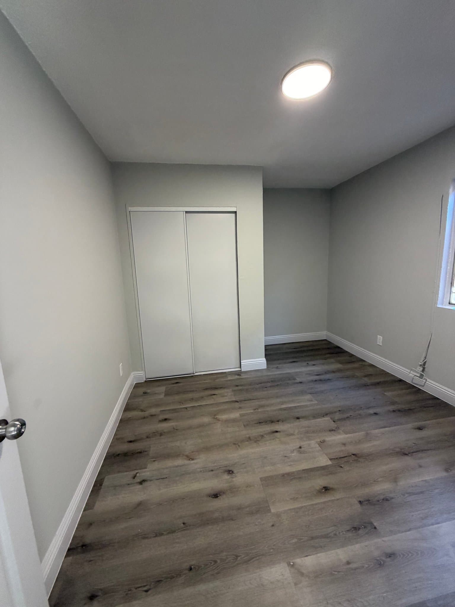 Los Angeles Apartment: 7400 S Hoover St