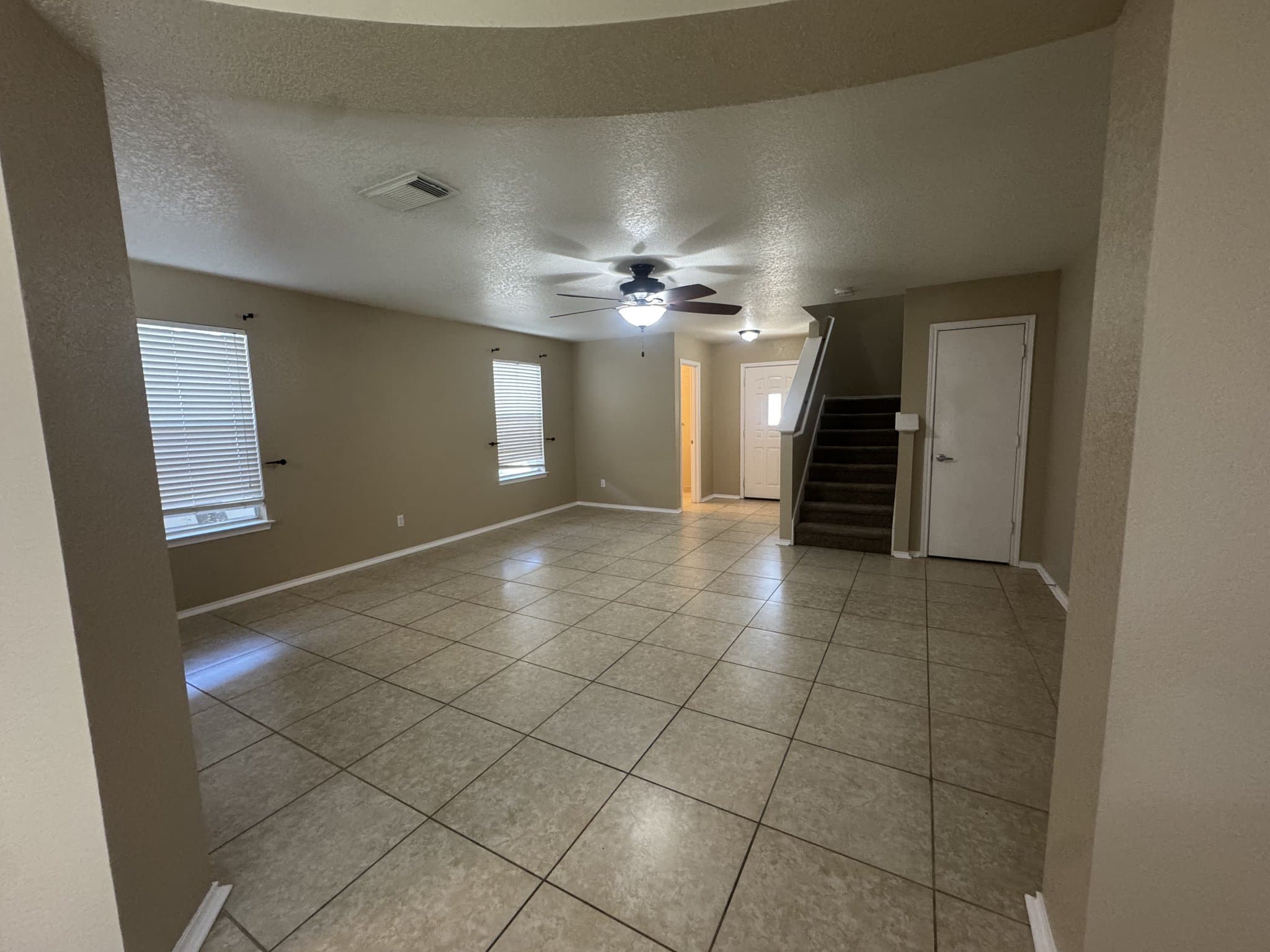 San Antonio House: 307 Amberdale Oak