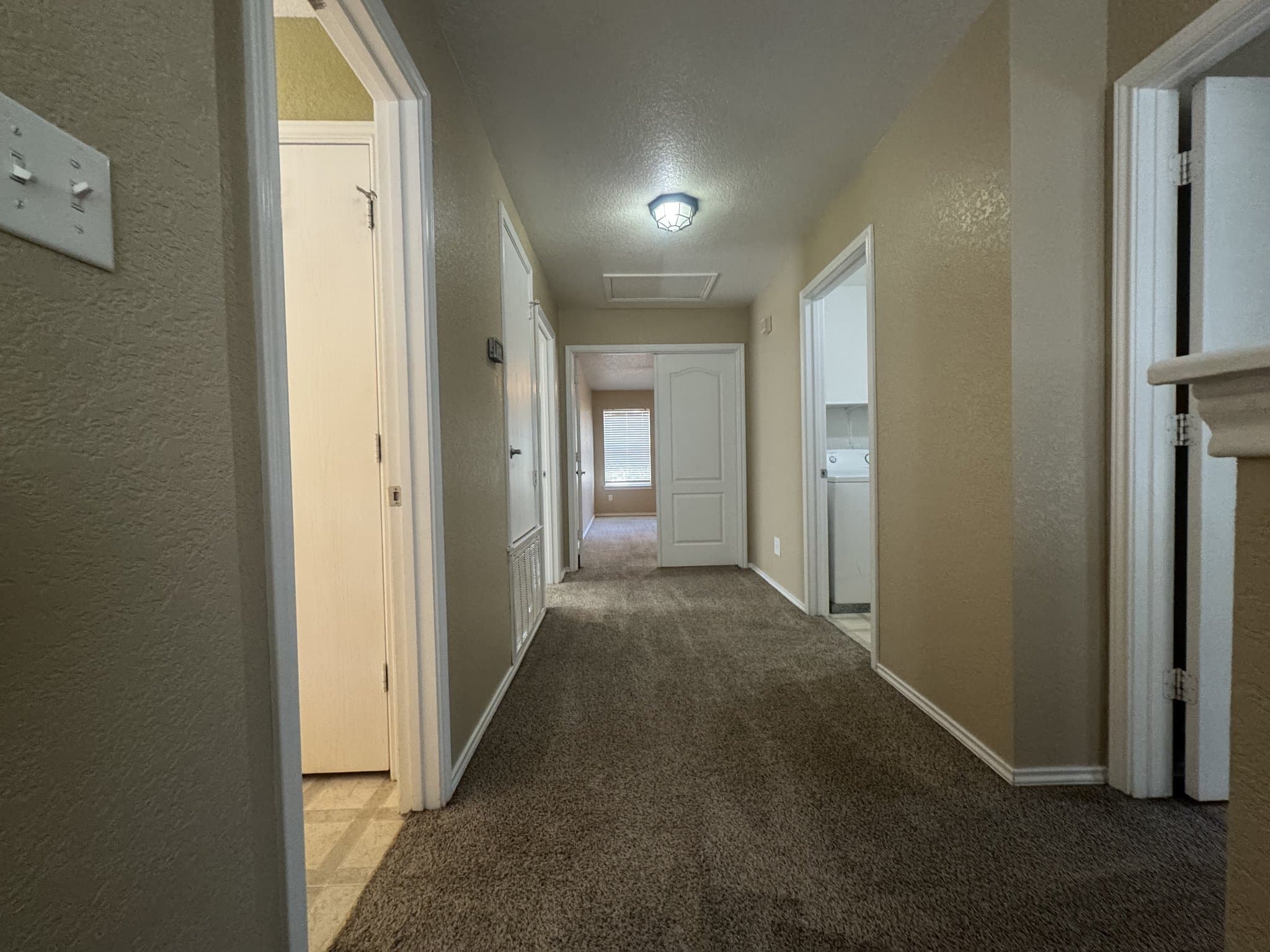 San Antonio House: 307 Amberdale Oak