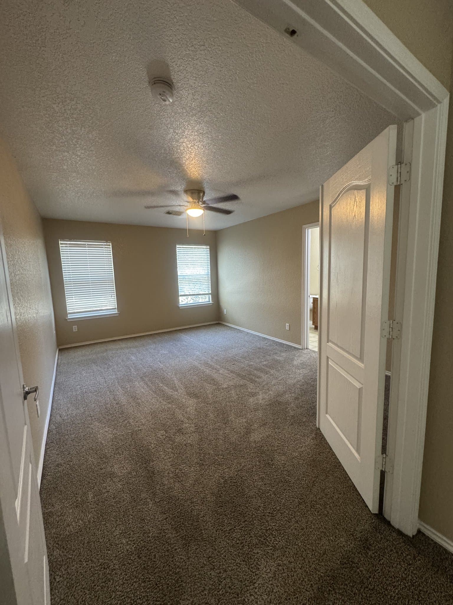 San Antonio House: 307 Amberdale Oak