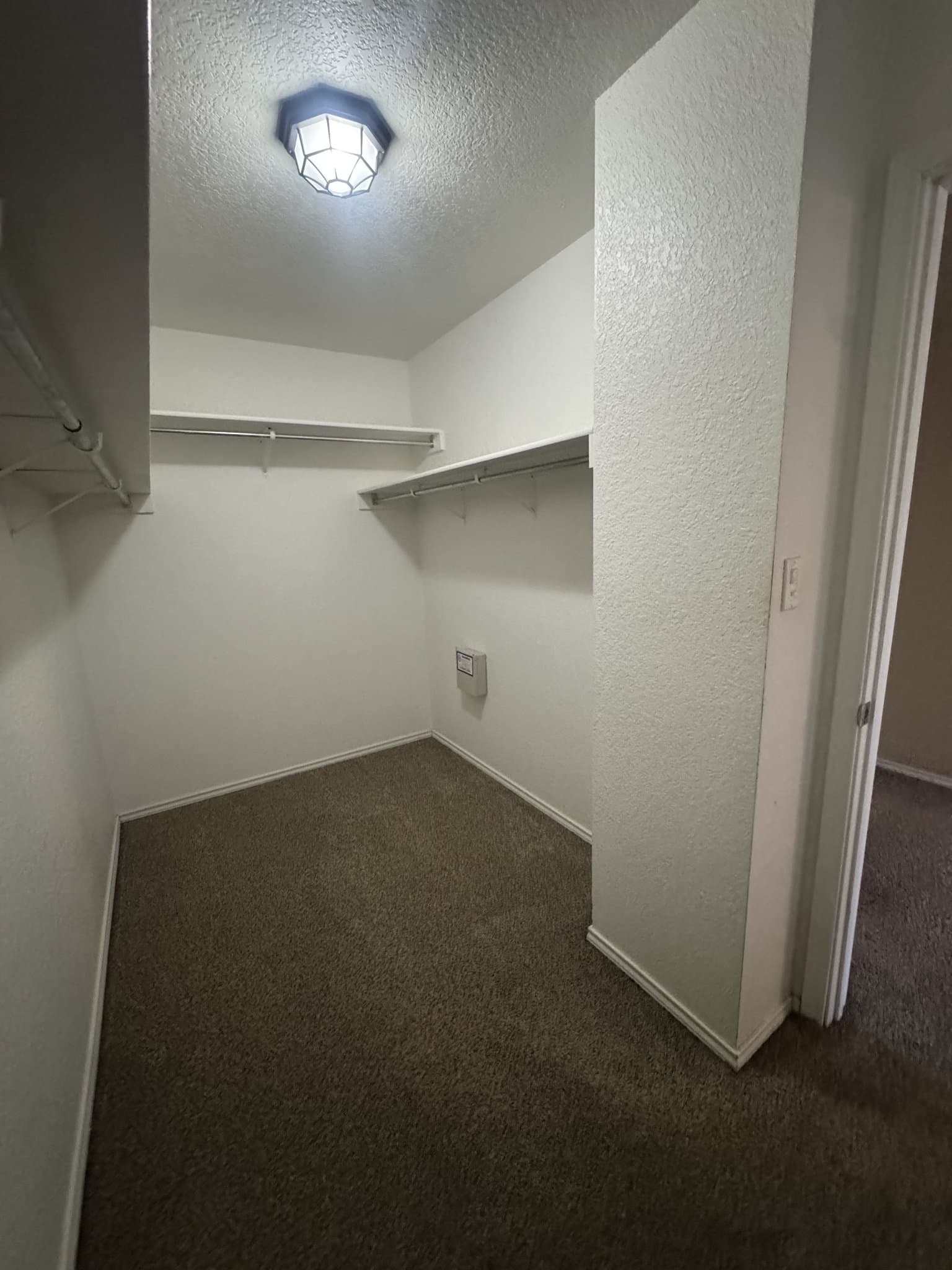 San Antonio House: 307 Amberdale Oak