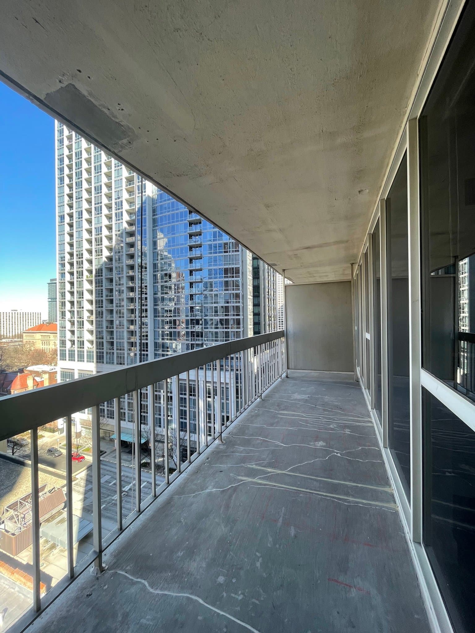 Chicago Condo: 1 East Delaware