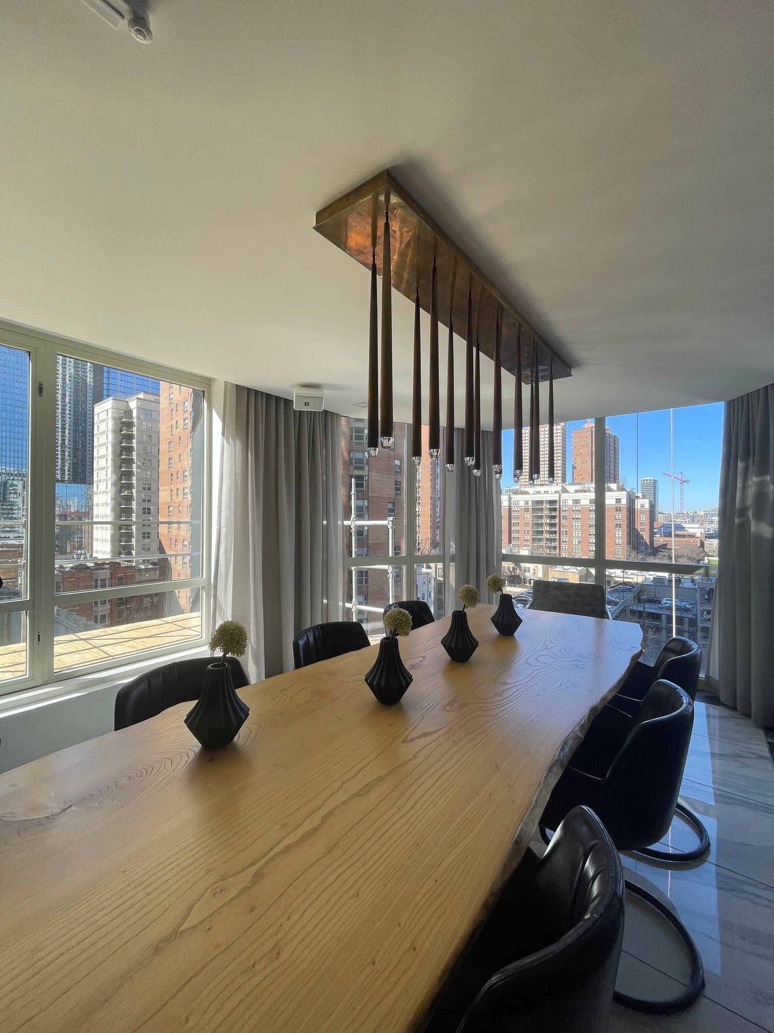Chicago Condo: 1 East Delaware
