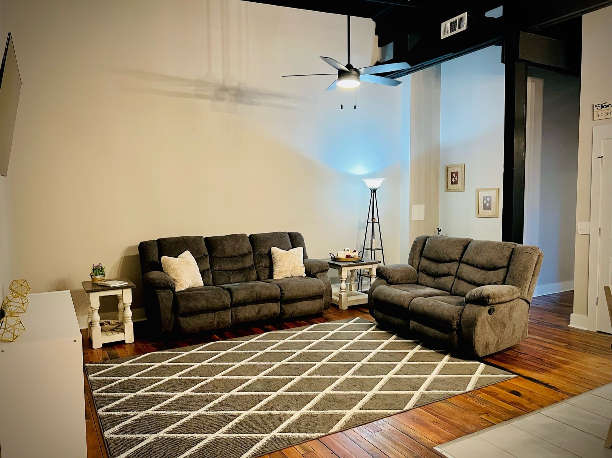 Toccoa Apartment: 26 Doyle St