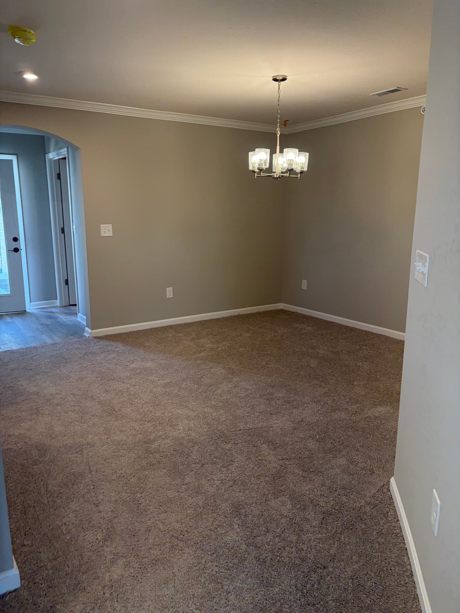 Ludlow Condo: 586 Station drive