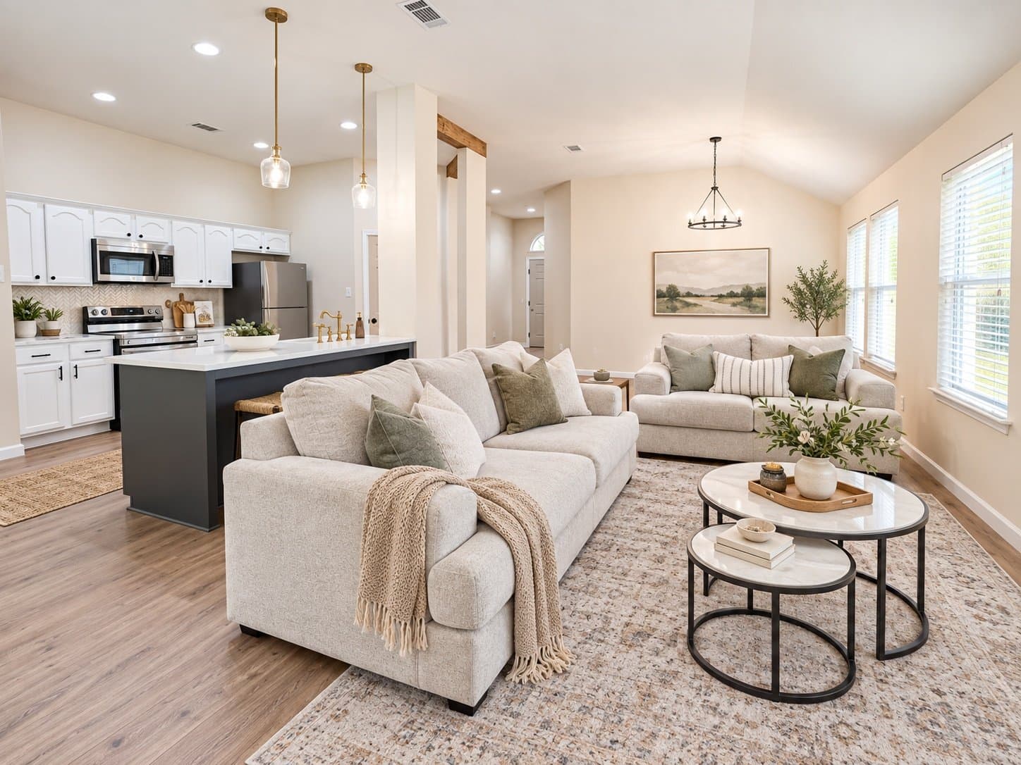College Station House: 15215 Faircrest Dr