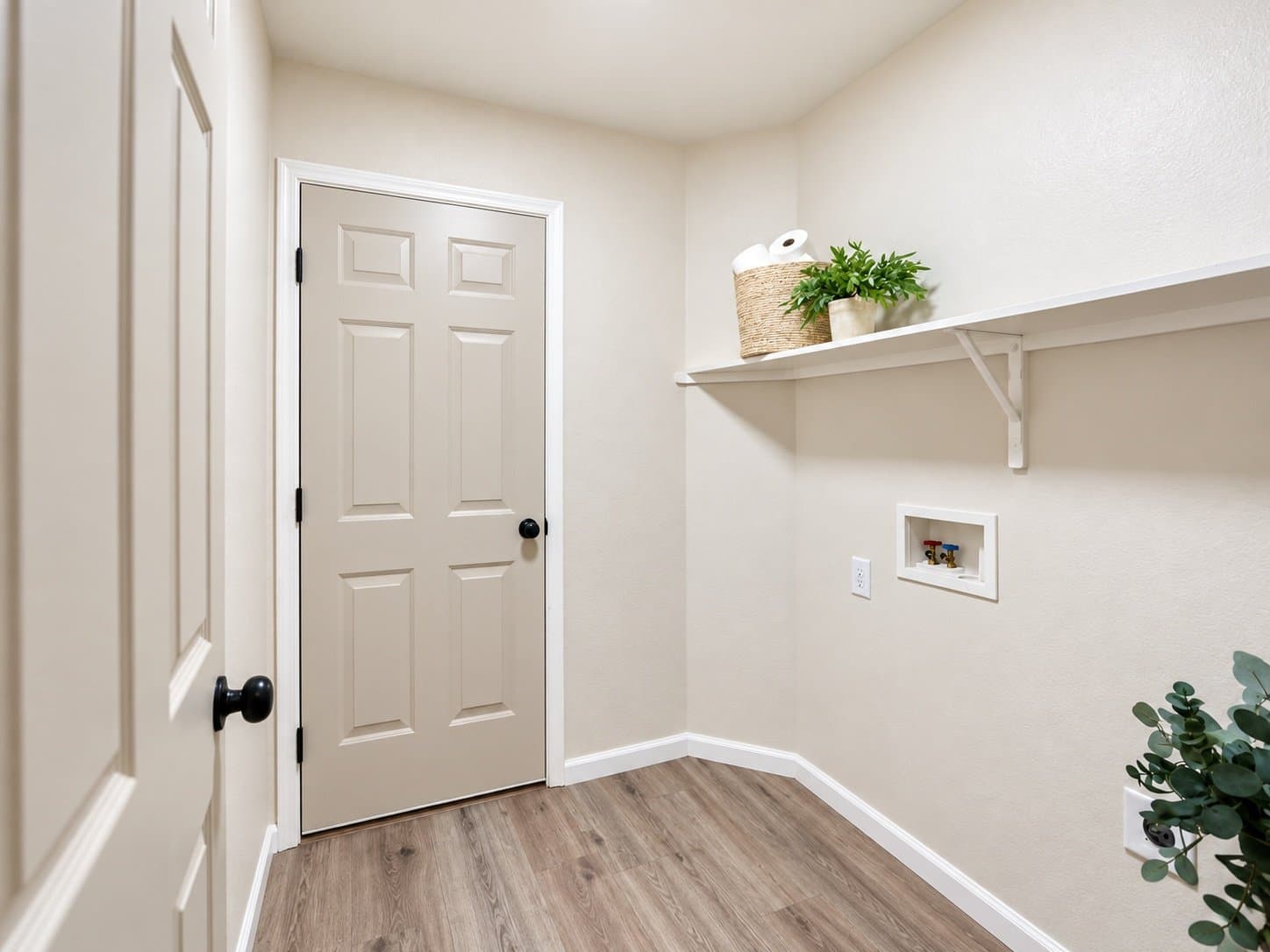 College Station House: 15215 Faircrest Dr