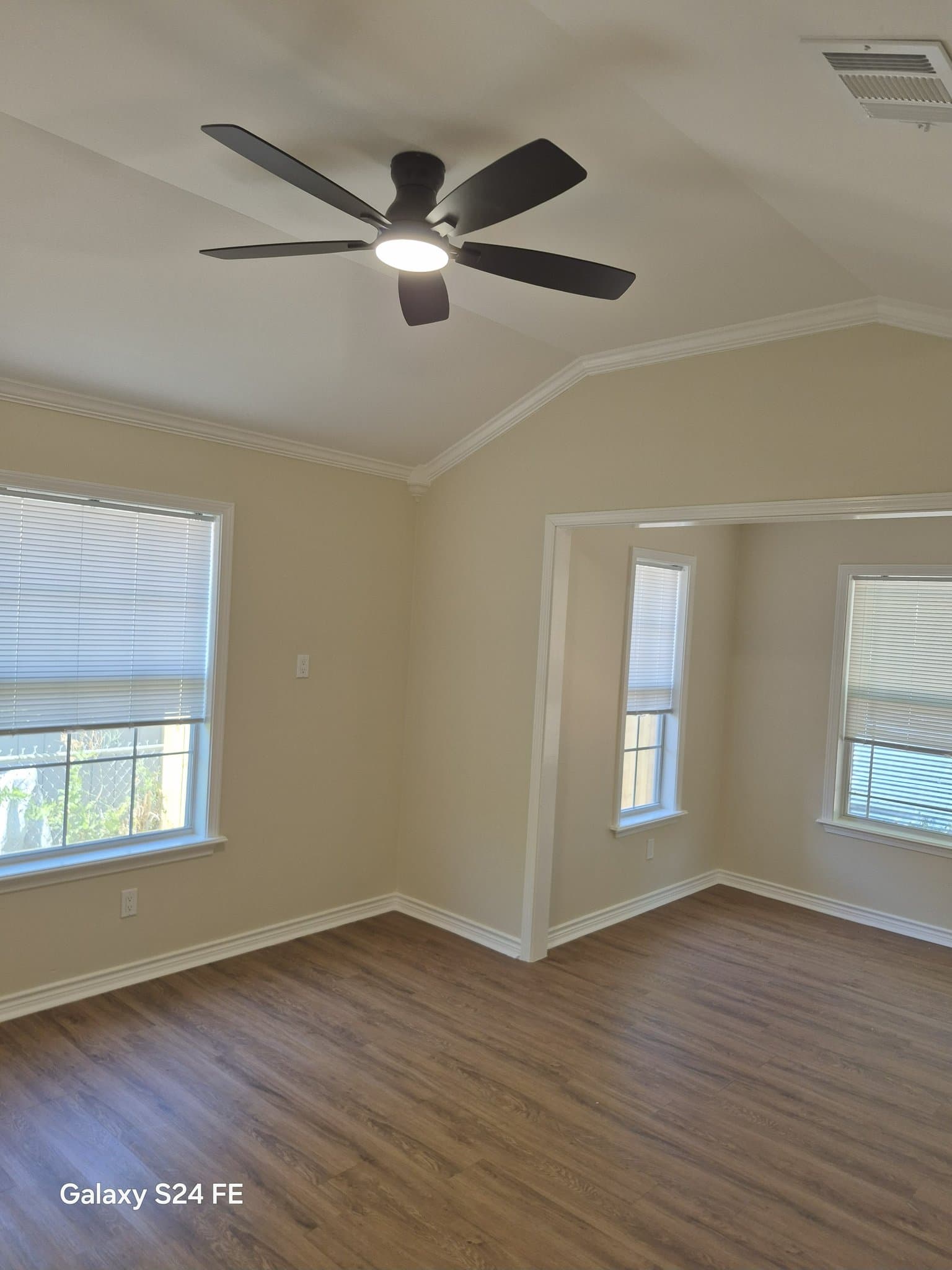 San Antonio House: 1107 Barclay St