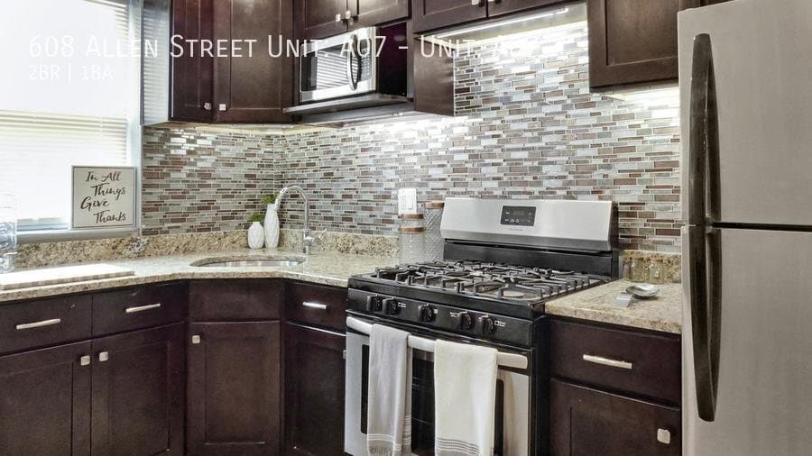 New Britain Apartment: 608 Allen Street
