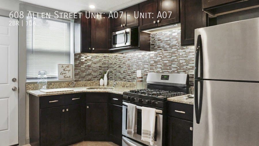 New Britain Apartment: 608 Allen Street