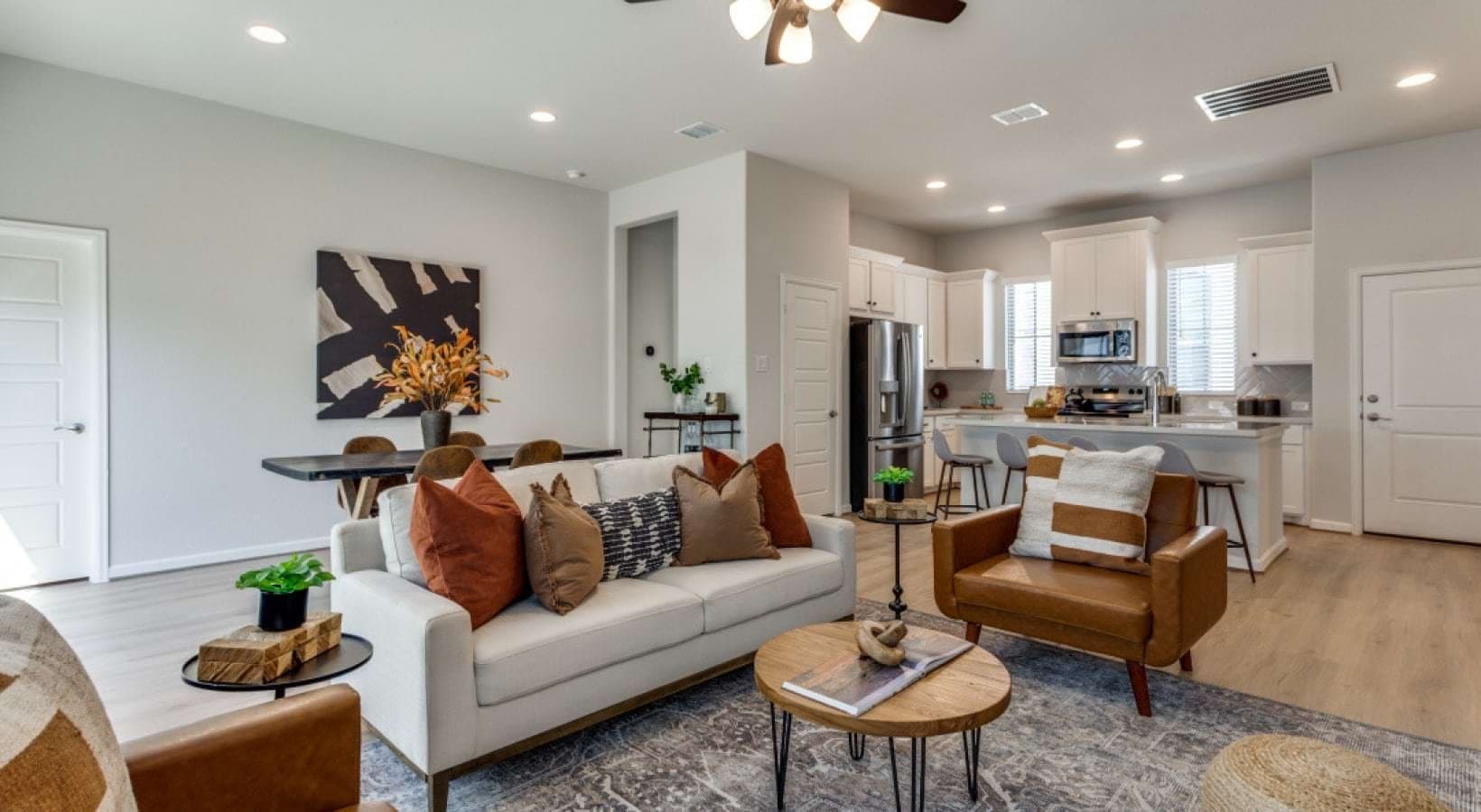 Fort Worth House: 10449 Orchard Way