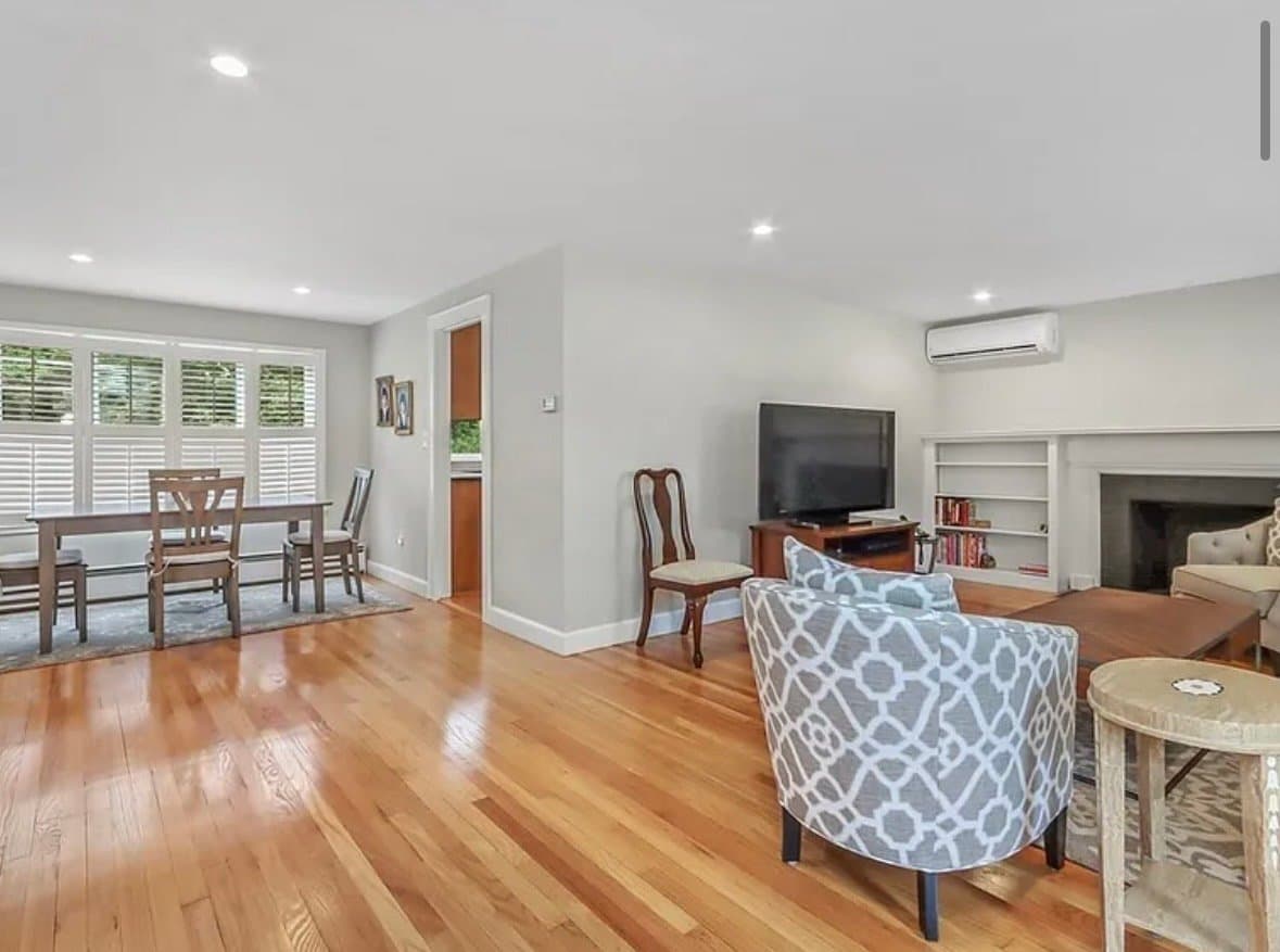 Westwood House: 86 Croft Regis rd