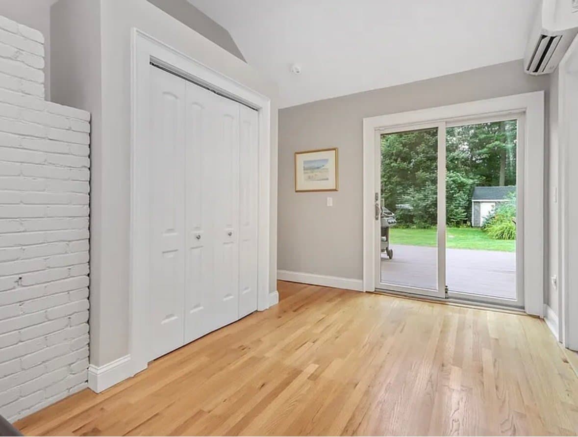 Westwood House: 86 Croft Regis rd