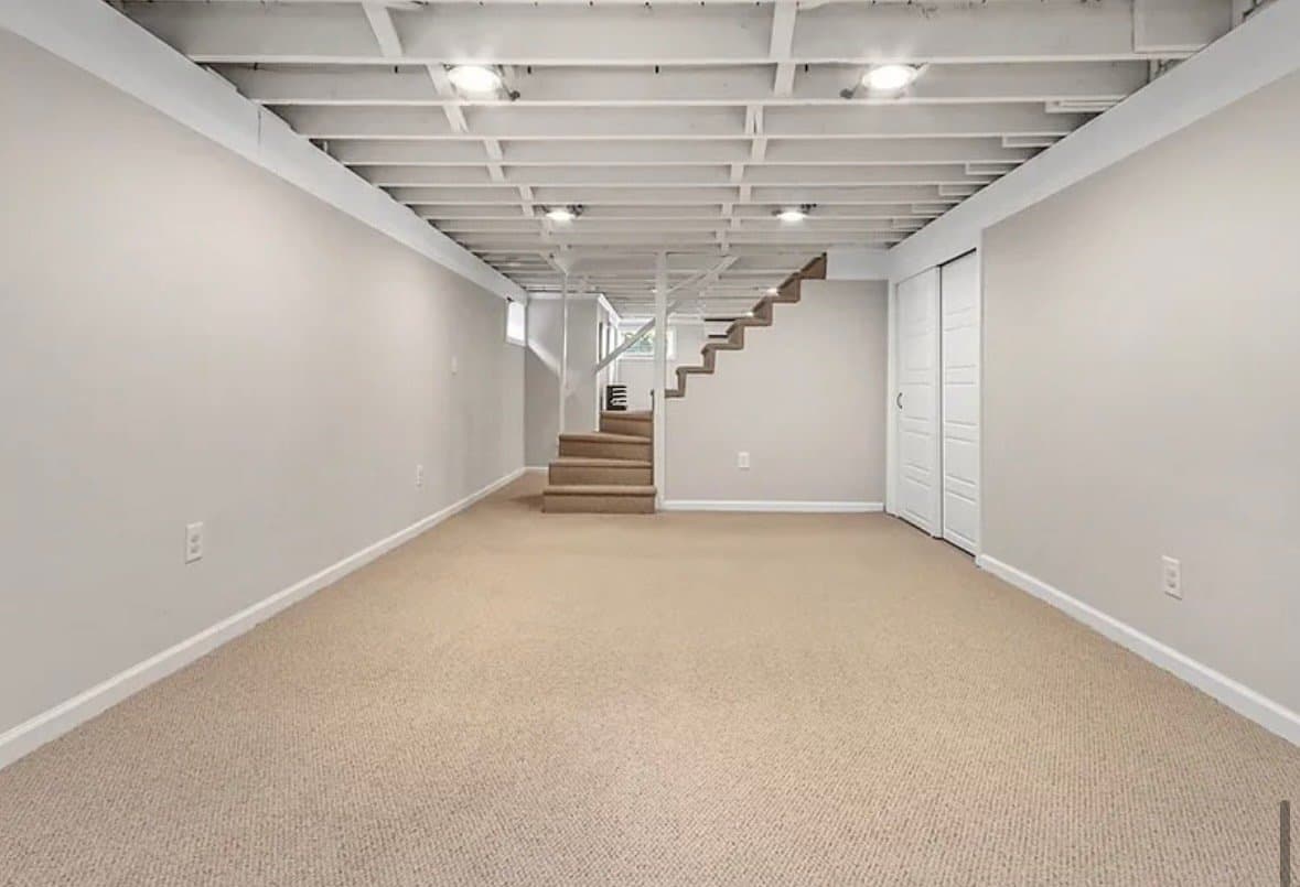 Westwood House: 86 Croft Regis rd