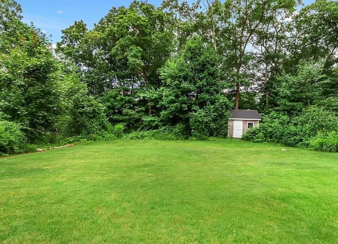 Westwood House: 86 Croft Regis rd