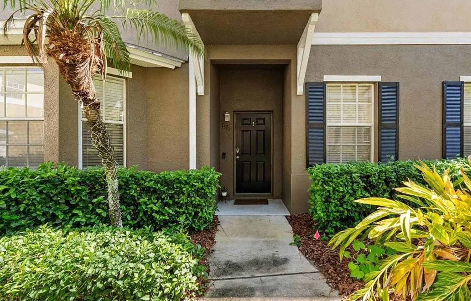Tampa Condo: 7435 Arlington Grove Cir
