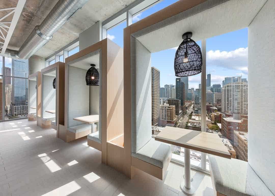 Chicago House: 788 N Wells