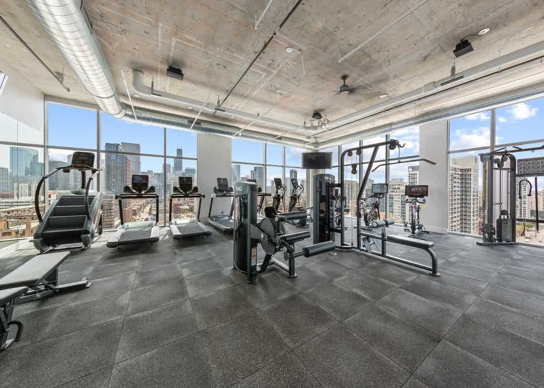 Chicago House: 788 N Wells
