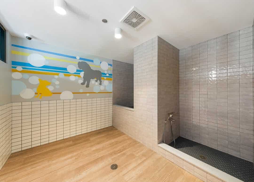 Chicago House: 788 N Wells