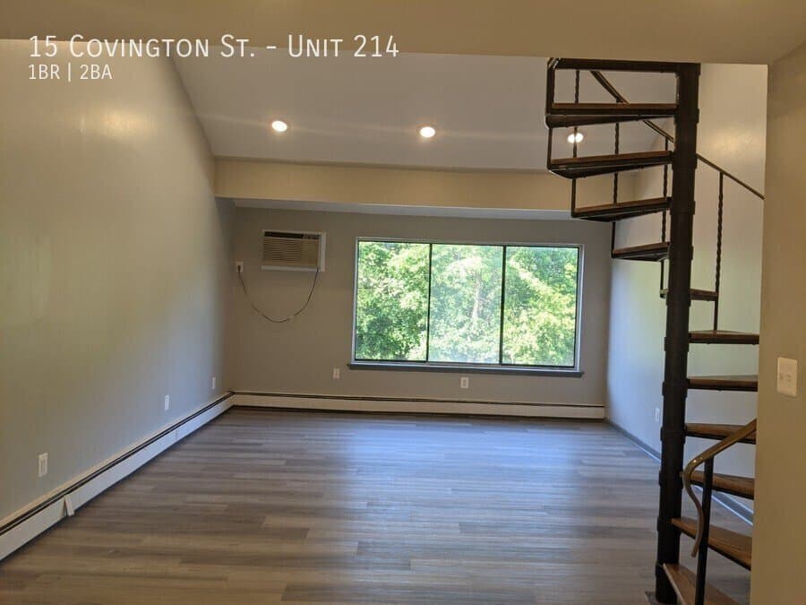 New Britain Apartment: 15 Covington St.