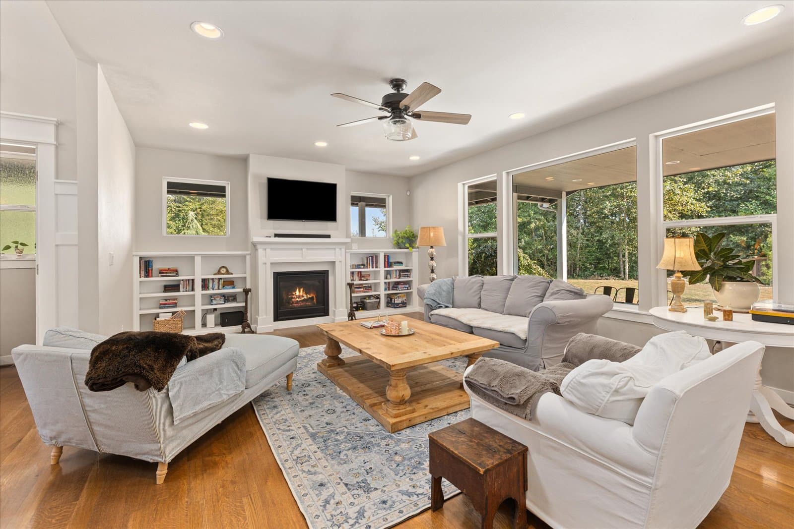 Monroe House: 28830 126th St SE
