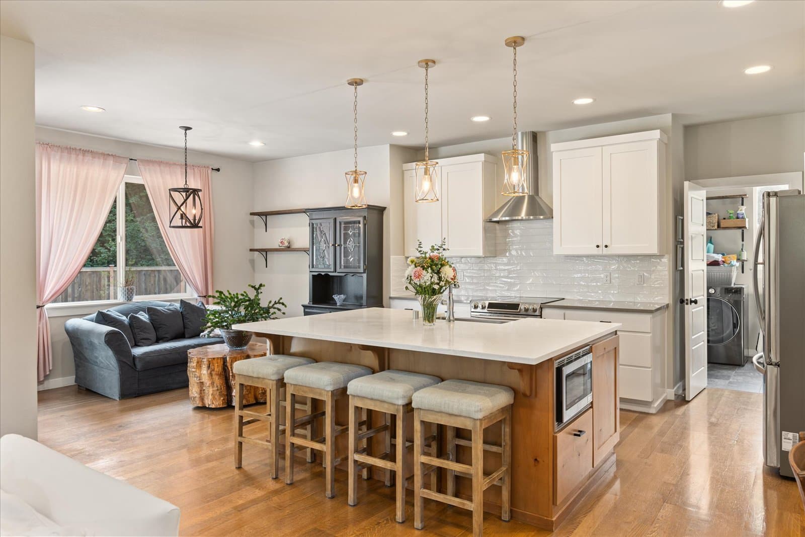 Monroe House: 28830 126th St SE