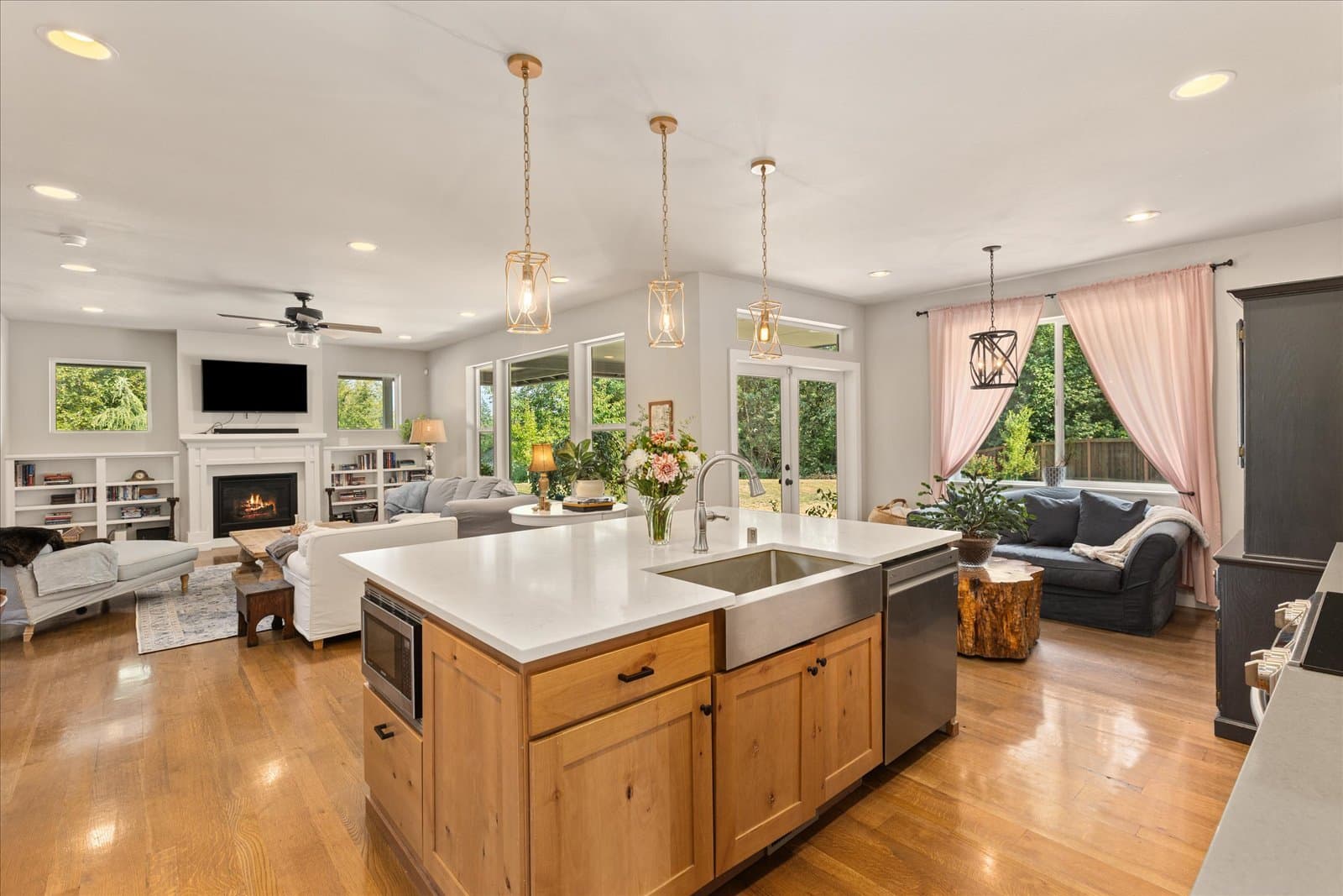 Monroe House: 28830 126th St SE
