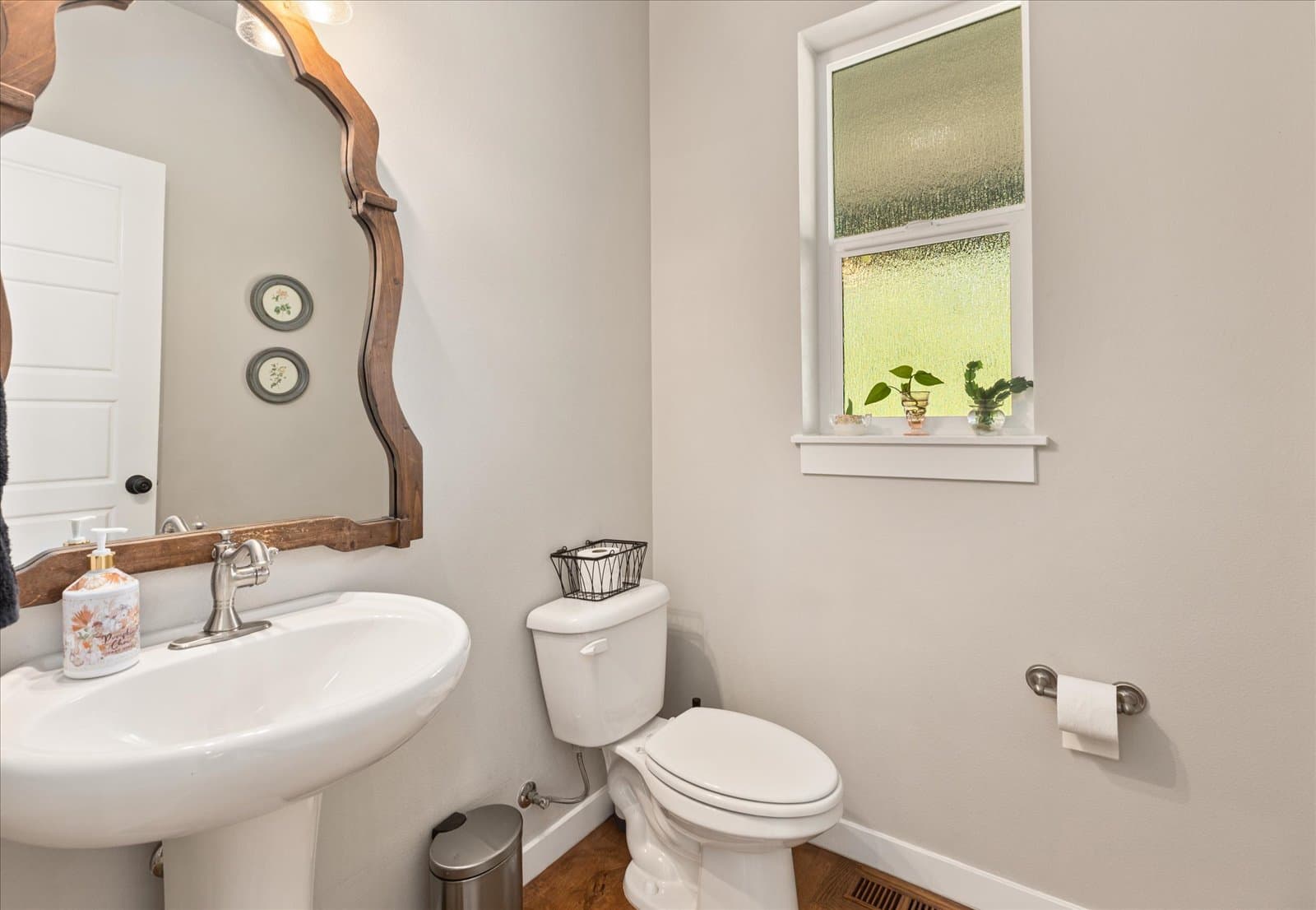 Monroe House: 28830 126th St SE