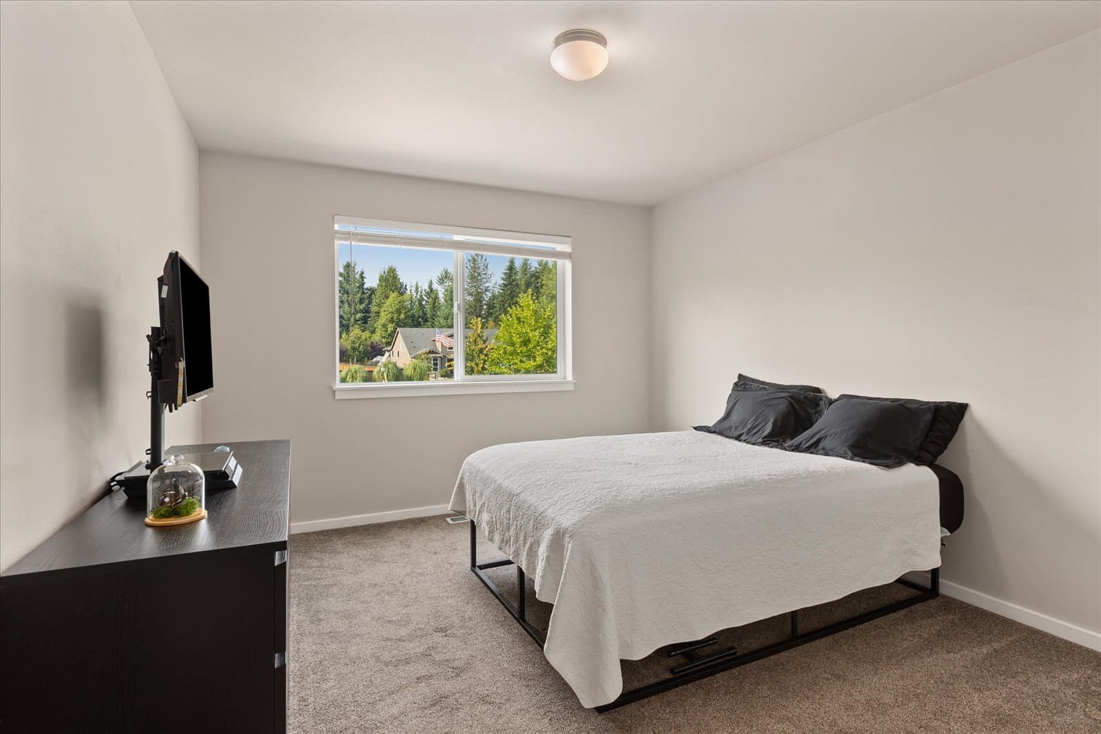 Monroe House: 28830 126th St SE