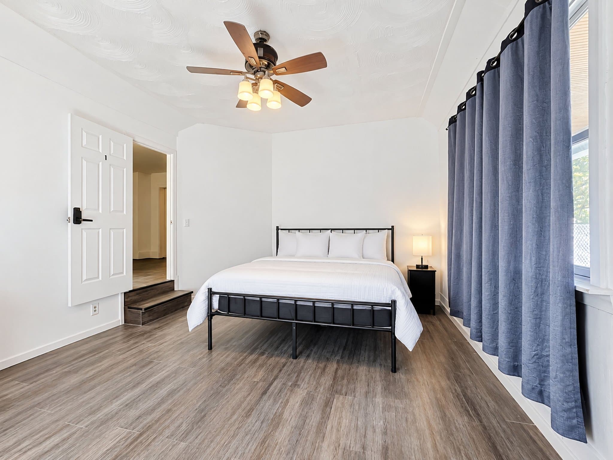 palmetto Single Room: 1605 10th avenue west