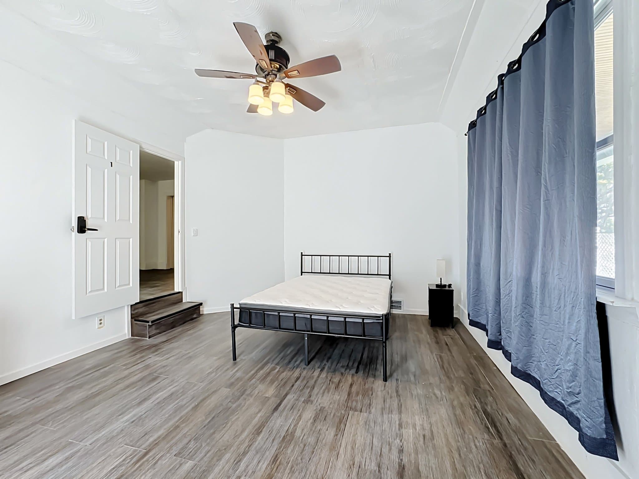 palmetto Single Room: 1605 10th avenue west