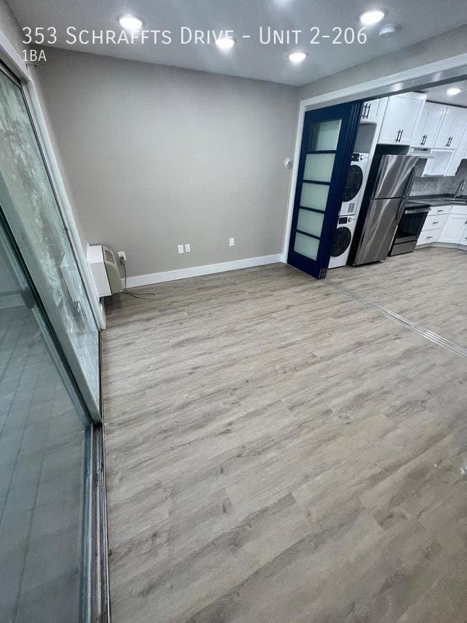 Waterbury Apartment: 353 Schraffts Drive