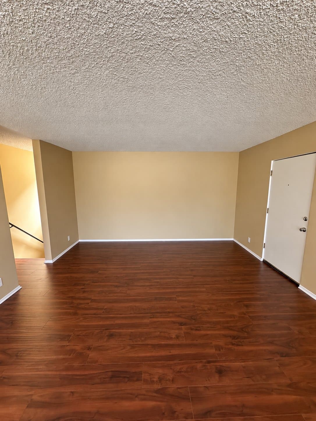Monrovia Apartment: 1202 S. Mayflower Ave