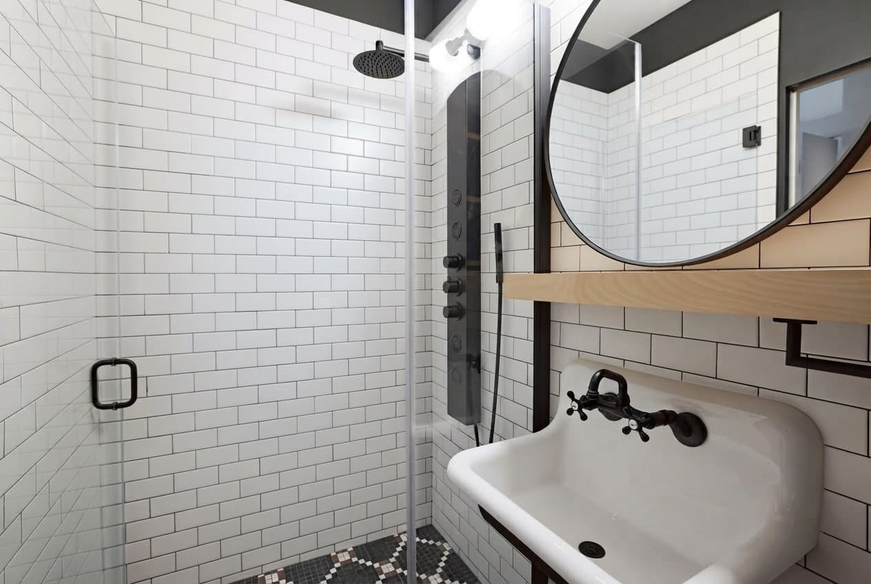 Kansas City Apartment: 315 E 39th St