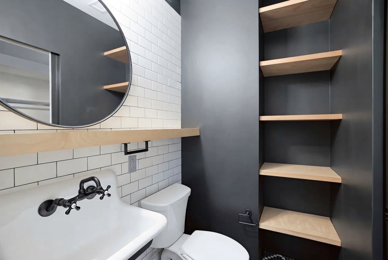 Kansas City Apartment: 315 E 39th St