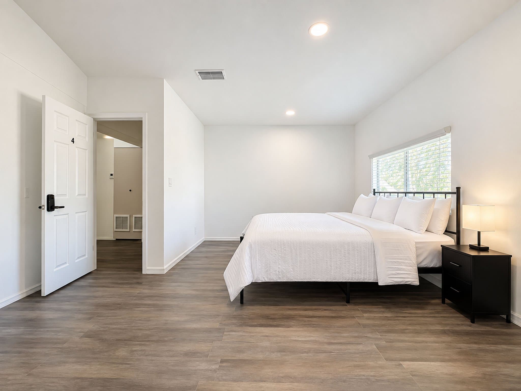 palmetto Single Room: 1605 10th avenue west