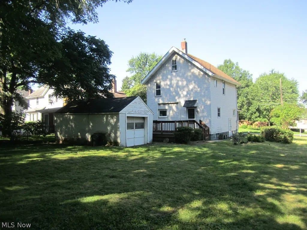 Cuyahoga Falls House: 2187 Stone St
