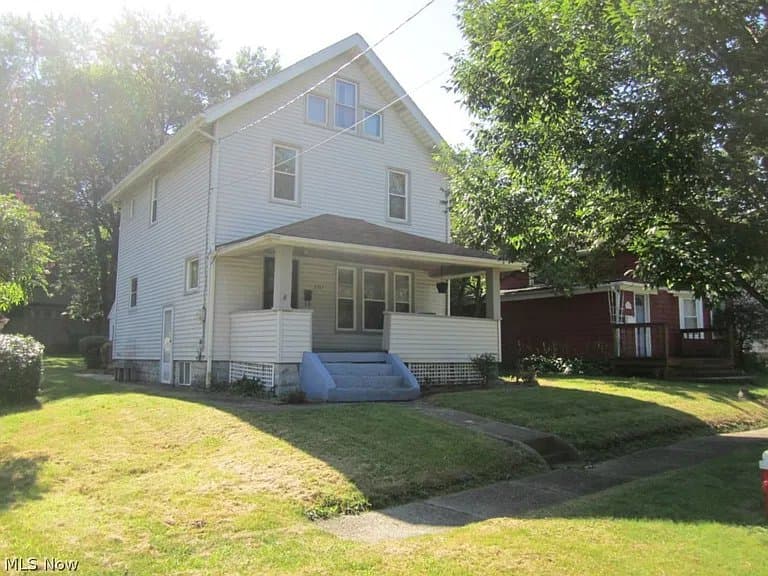Cuyahoga Falls House: 2187 Stone St