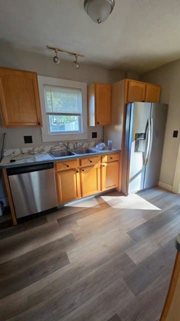 Cuyahoga Falls House: 2187 Stone St