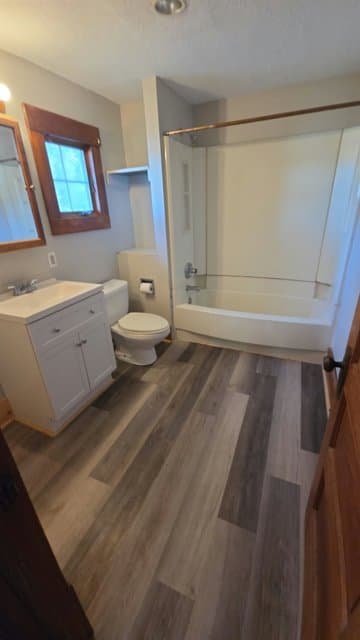 Cuyahoga Falls House: 2187 Stone St