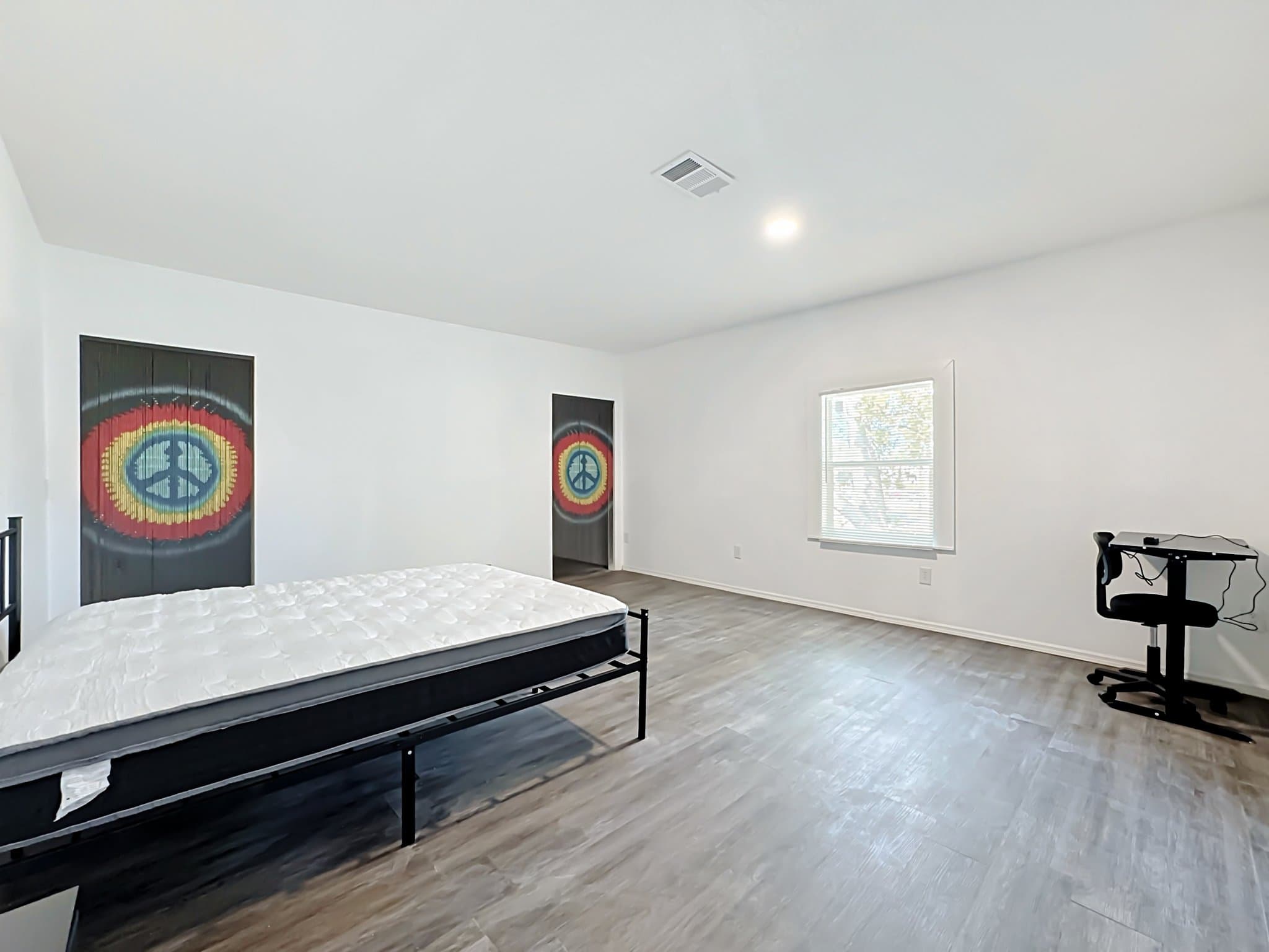palmetto Single Room: 1605 10th avenue west