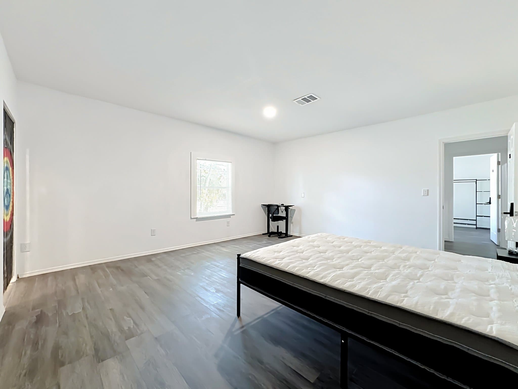 palmetto Single Room: 1605 10th avenue west