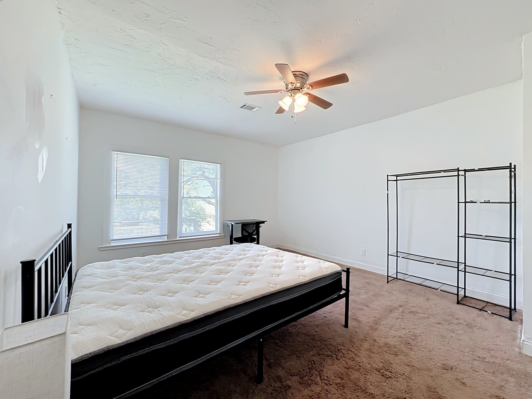 palmetto Single Room: 1605 10th avenue west